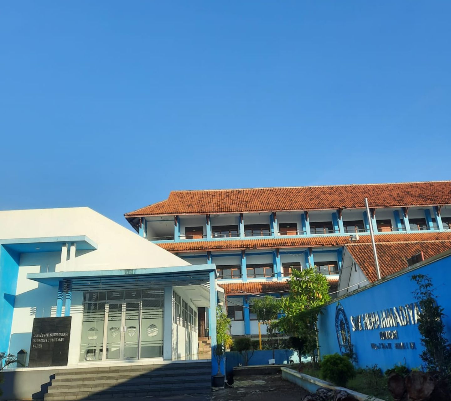 Photo Bagian Depan